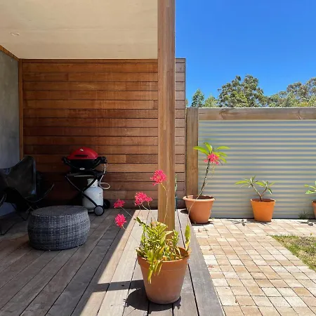 Grape Juice Retreat Rustic Romantic Gateway 5Mins To Beaches & Town Margaret River Exterior photo