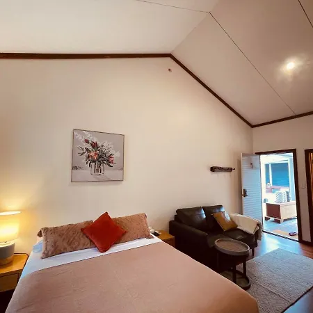 Grape Juice Retreat Rustic Romantic Gateway 5Mins To Beaches & Town Margaret River Exterior photo