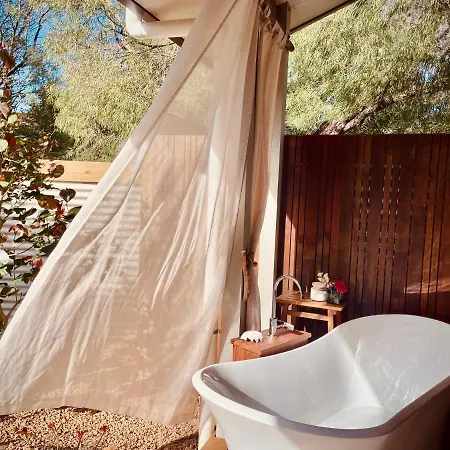 Grape Juice Retreat Rustic Romantic Gateway 5Mins To Beaches & Town Margaret River Exterior photo