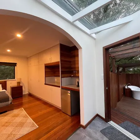 Grape Juice Retreat Rustic Romantic Gateway 5Mins To Beaches & Town Margaret River Exterior photo