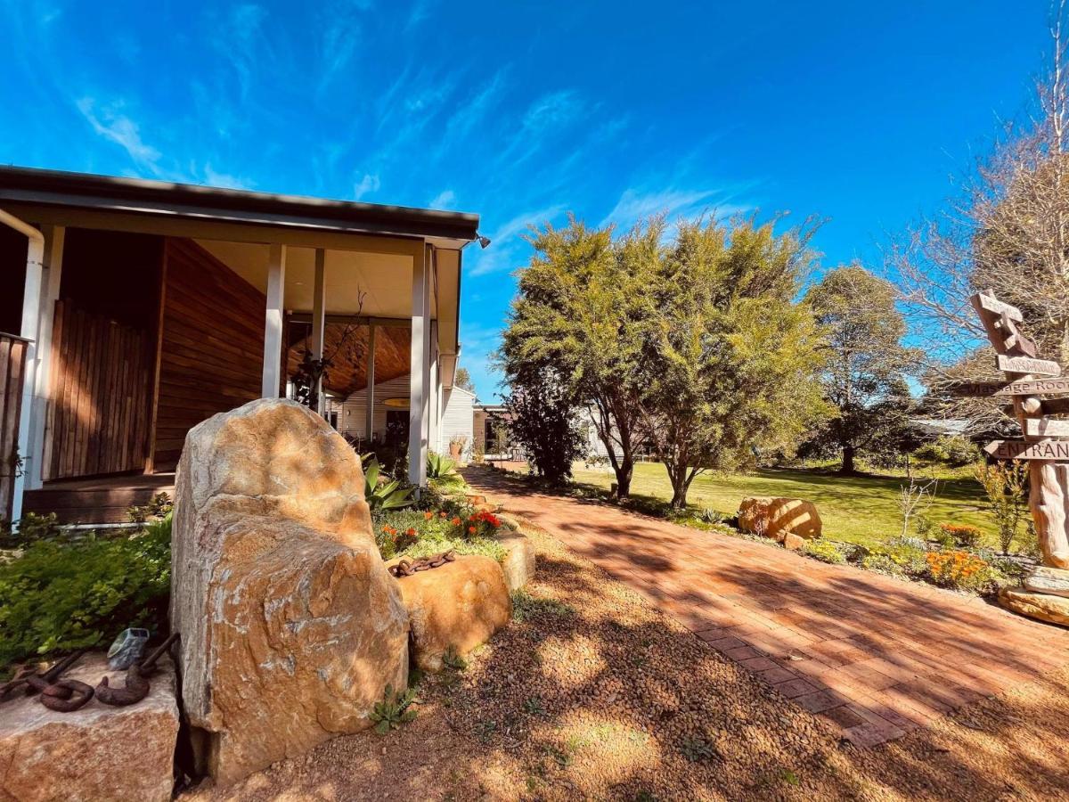 Grape Juice Retreat Rustic Romantic Gateway 5mins To Beaches & Town Aparthotel *