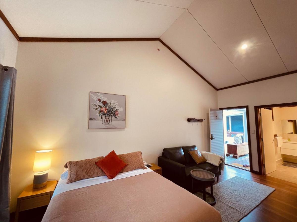 Grape Juice Retreat Rustic Romantic Gateway 5mins To Beaches & Town