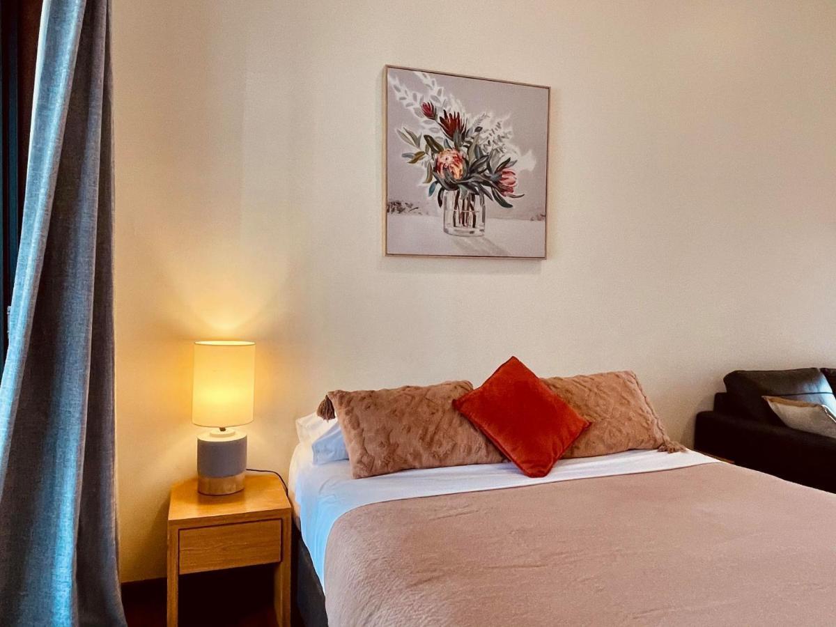 Aparthotel Grape Juice Retreat Rustic Romantic Gateway 5mins To Beaches & Town