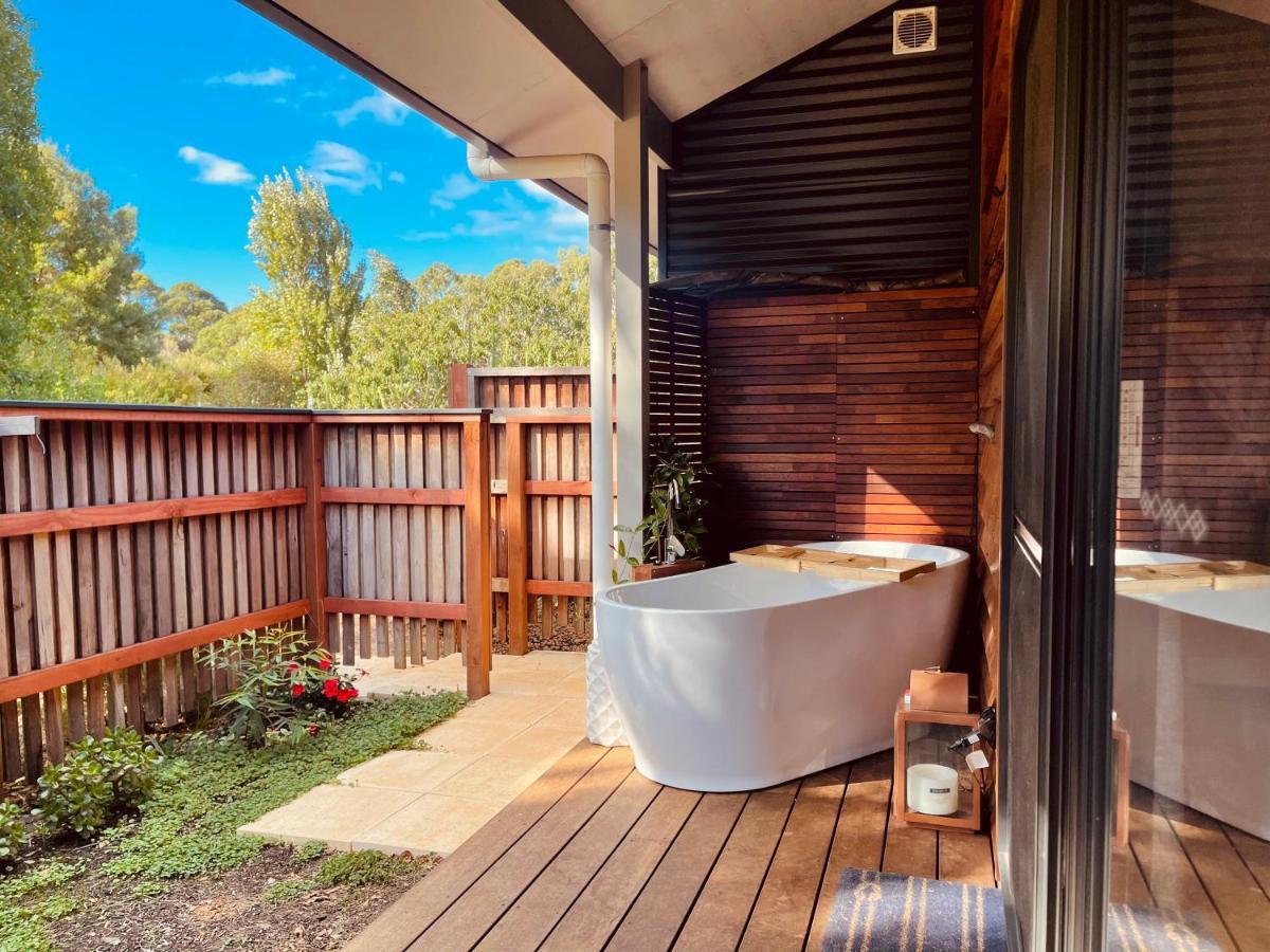 Grape Juice Retreat Rustic Romantic Gateway 5mins To Beaches & Town