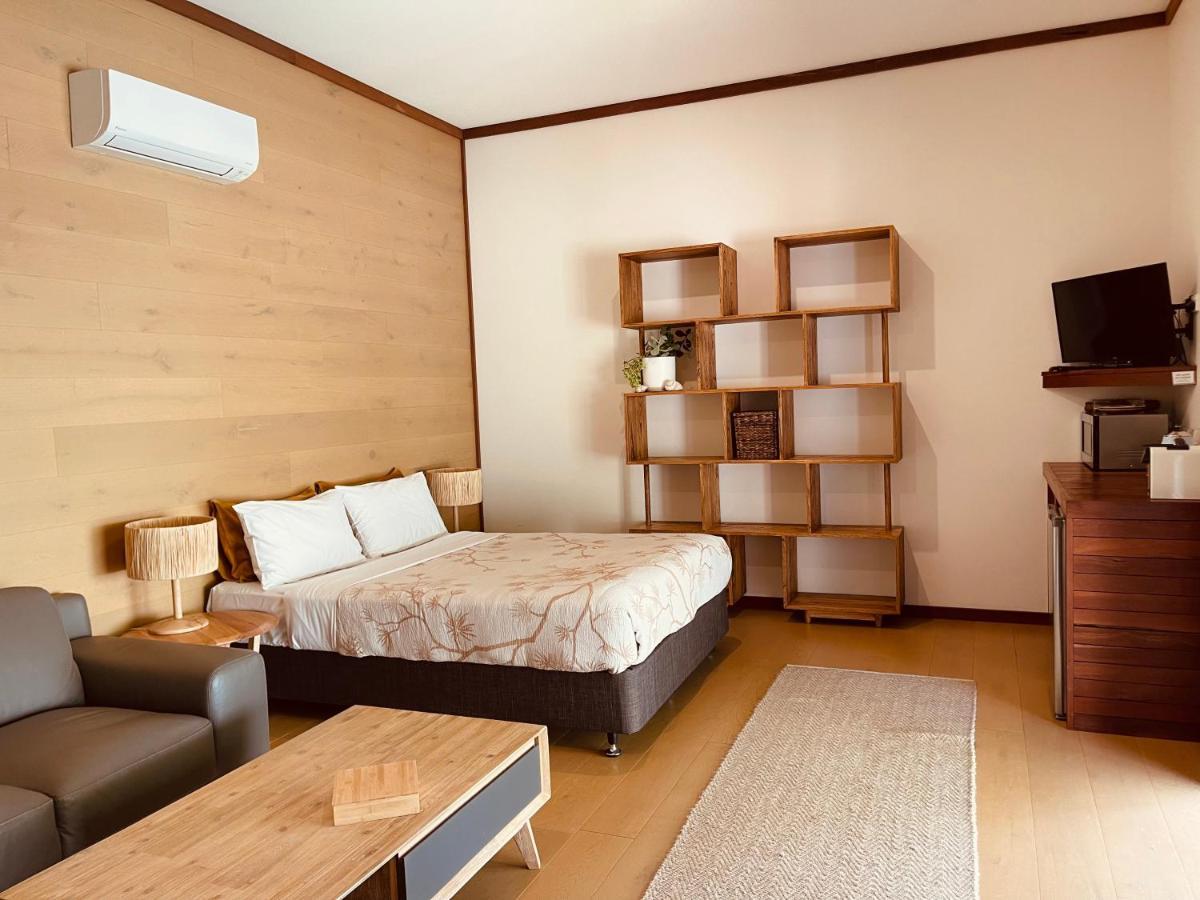Grape Juice Retreat Rustic Romantic Gateway 5mins To Beaches & Town *